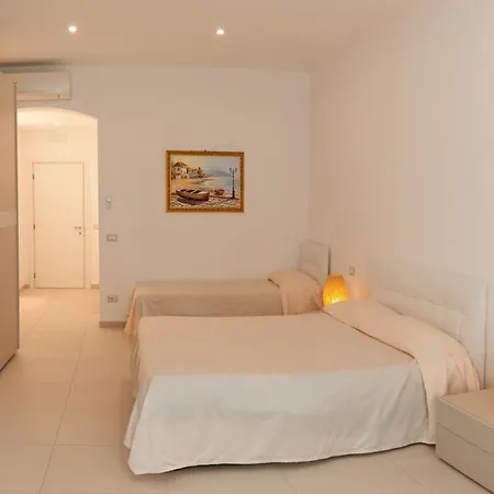 Paradiso Hotel
