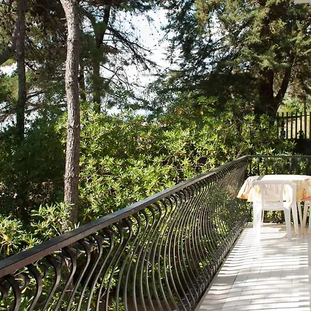 Paradiso Hotel