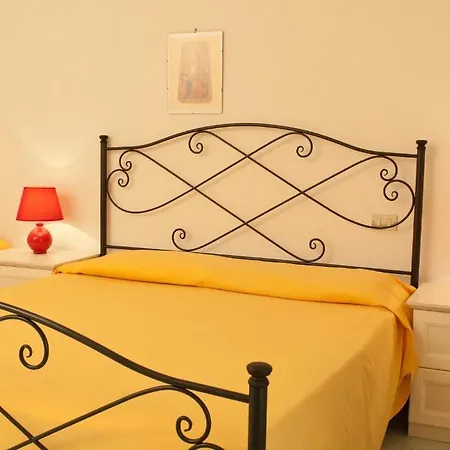 Paradiso Hotel 4*