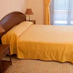 Paradiso 4*