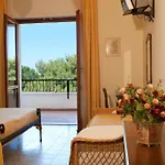 Paradiso 4*