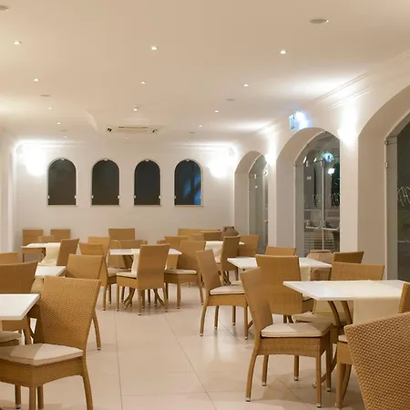 מלון Paradiso 4*