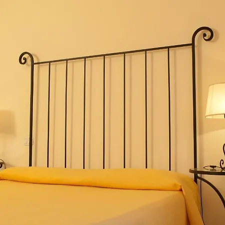 Paradiso 4* סנטה מריה די קסטלבאטה