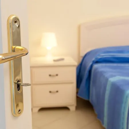 Paradiso Ξενοδοχείο 4*